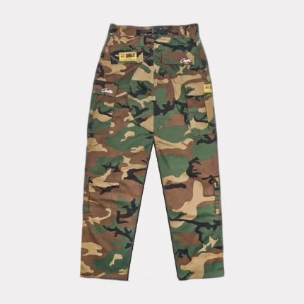 corteiz-cargos-in-black